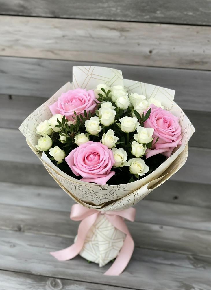 Букет цветов из: Розы в Надвоицах