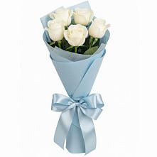 Букет 5 Белых роз Проуд в Надвоицах
