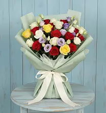 Букет цветов из:  Розы в Надвоицах