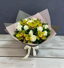 Букет цветов из:  Орхидеи и Розы в Надвоицах