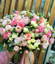 Букет цветов из:  Розы #REPLACE_PRED# Надвоицах