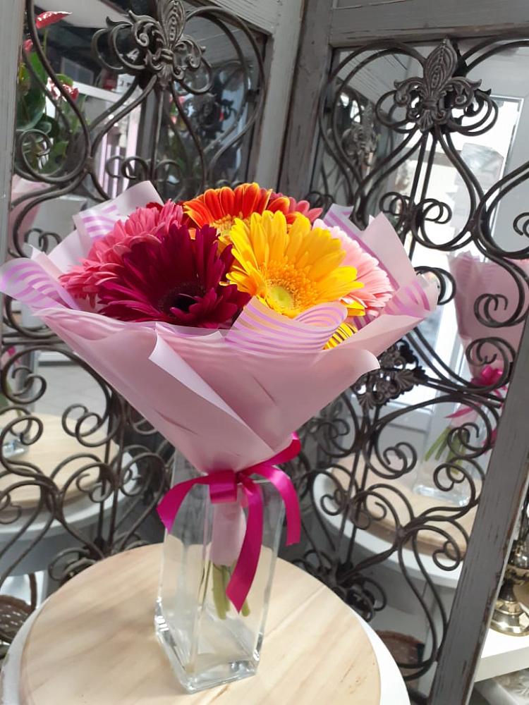 Букет цветов из: Герберы в Надвоицах