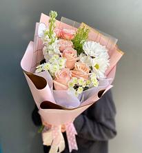 Букет цветов из:  Хризантемы и Розы в Надвоицах