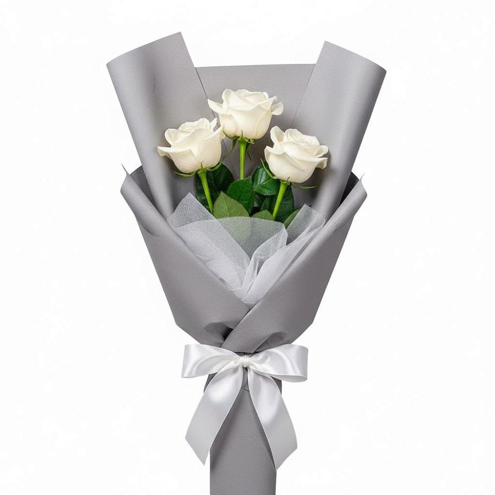 Букет 3 белые розы в Надвоицах
