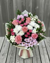 Букет цветов из:  Альстромерии, Гвоздики, Розы и Хризантемы в Надвоицах