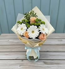 Букет цветов из:  Герберы, Розы и Хризантемы в Надвоицах