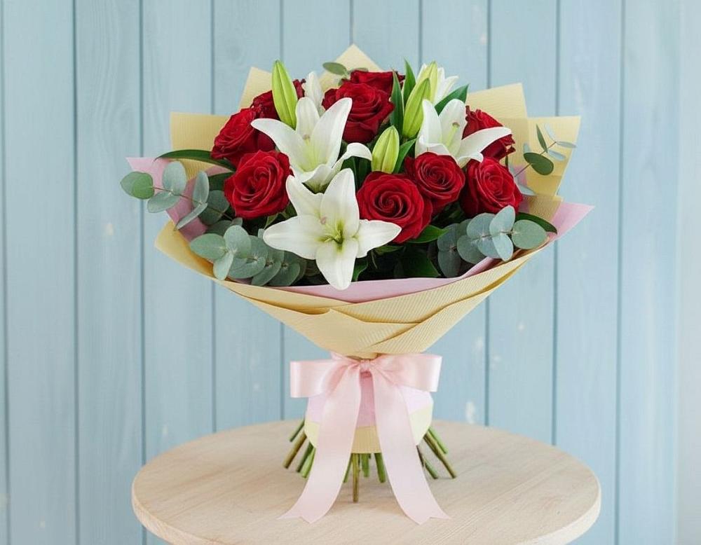 Букет цветов из: Лилии и Розы в Надвоицах